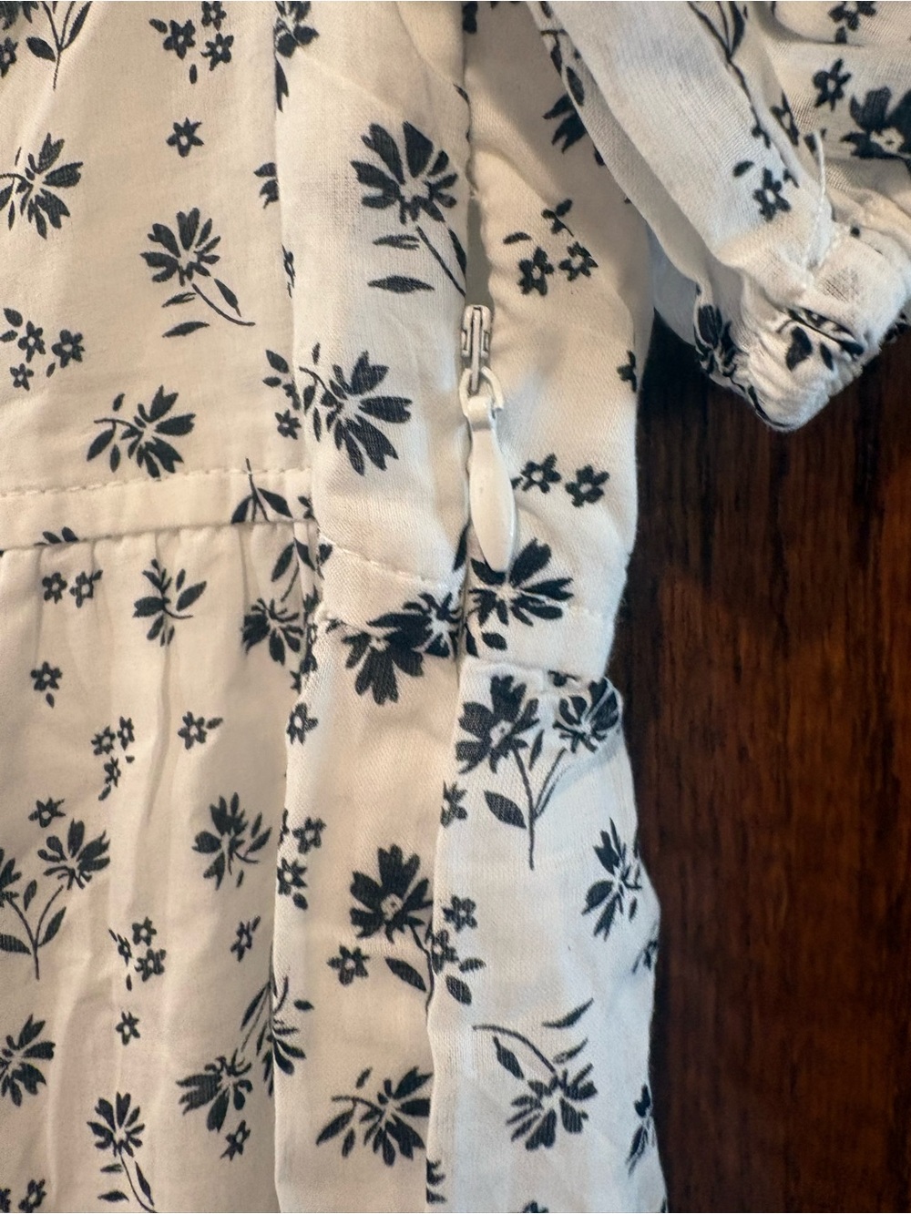 In Loom $78 NWT Ditsy Floral Puff Sleeve Tiered Maxi Dress Large Cottagecore - Picture 7 of 11